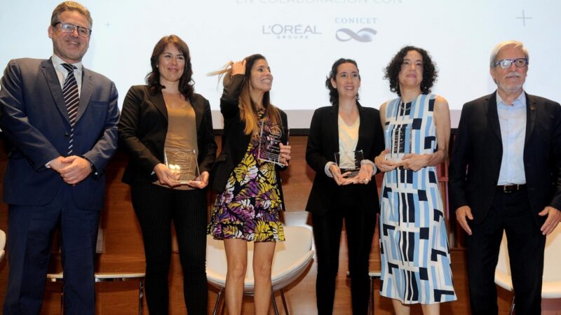 Regeneración de huesos y energía con CO2, en el premio a científicas de L’Oreal-Unesco