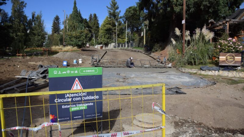 Continúan las obras en calle Saavedra